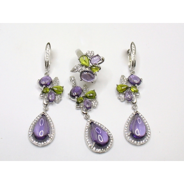 barevné kameny a stříbro