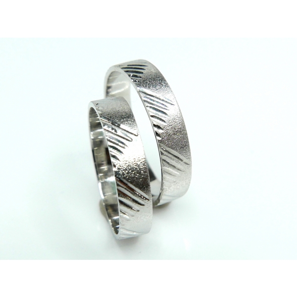 Snubní prsteny l-143