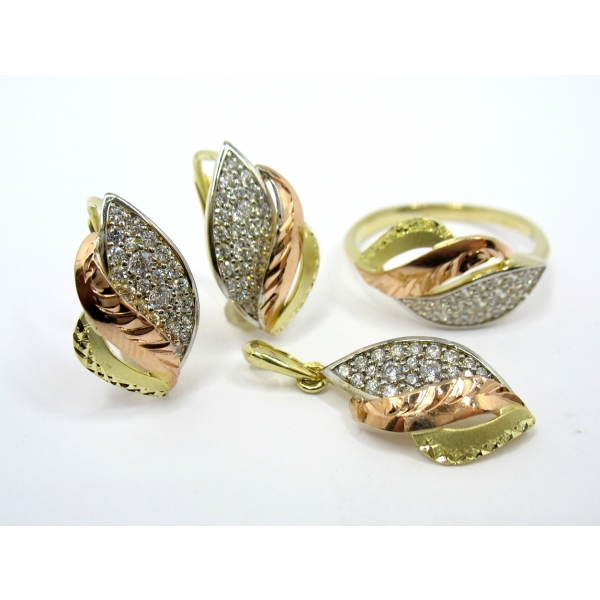 Kombinace zlata a  zirkony