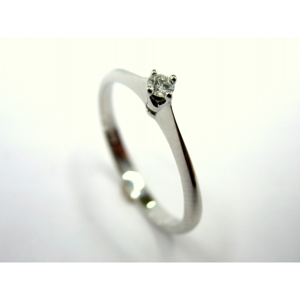 prsten s briliantem b-43527