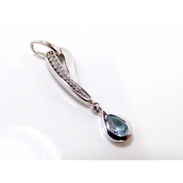 zlatý přívěšek s topazem b-35966