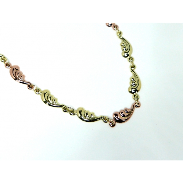 zlatý náhrdelník vlnka