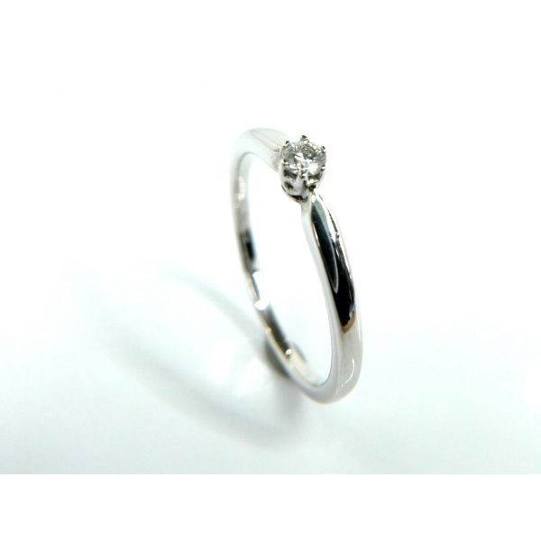 prsten s briliantem b-45073