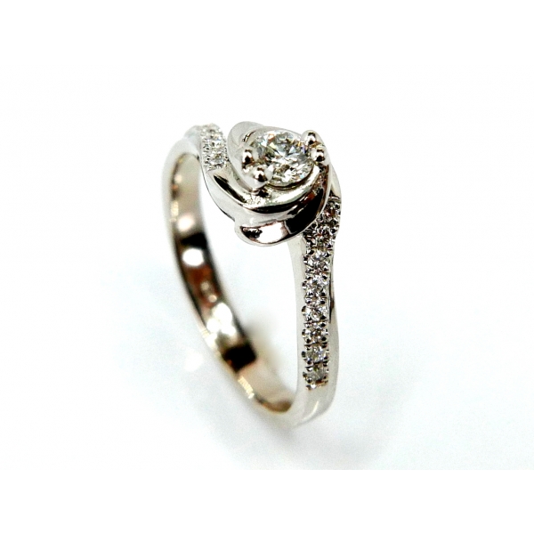 zlatý prsten s dia b-45940