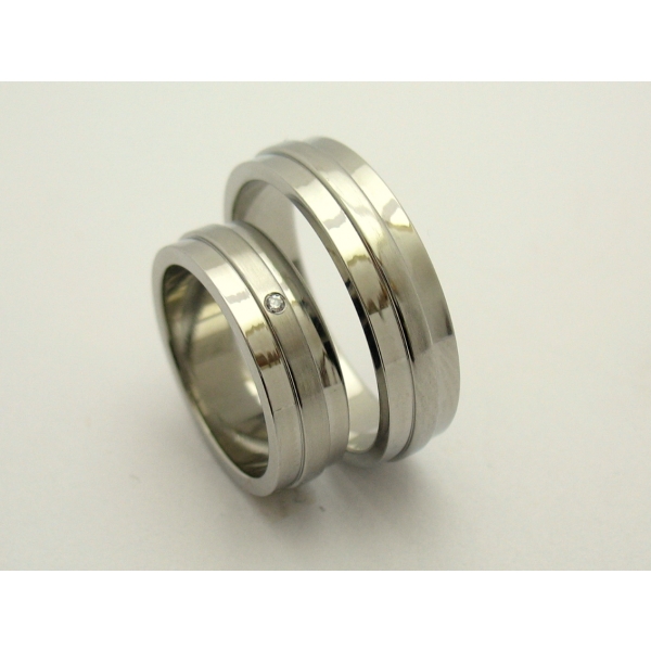 SNUBNÍ PRSTENY   10010