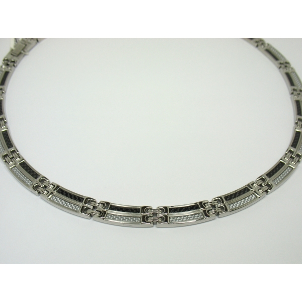 Náhrdelník s karbonem