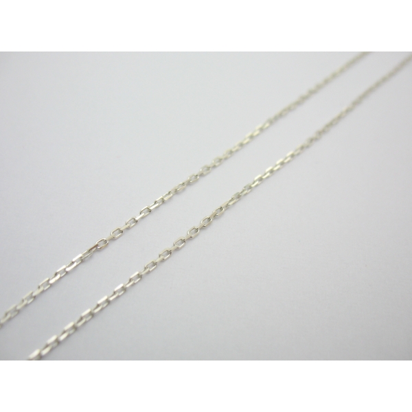 Jemný stříbrný řetízek